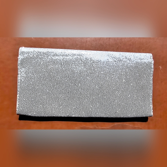 Victoria's Secret silver metallic Disco envelope clutch formal special occasion - Picture 10 of 14